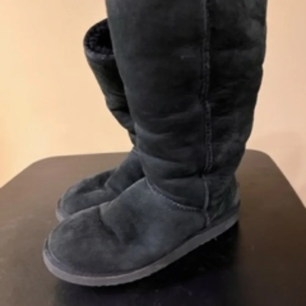 Ugg tall black boots size 11